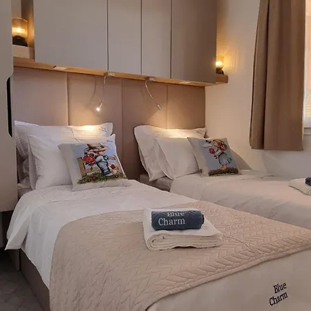 Holiday home Mobile Blue Charm Dalmata *